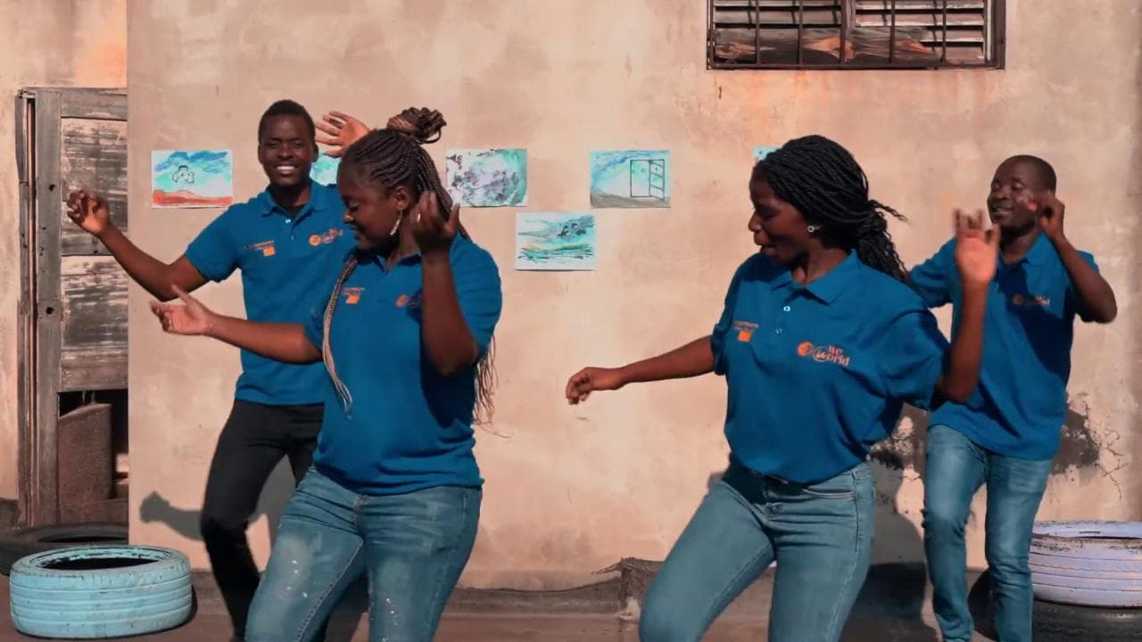 Covid 19: in Mozambico si lotta contro il coronavirus (anche) ballando
