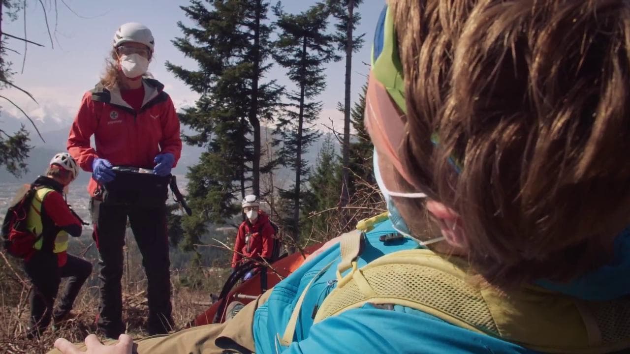 Coronavirus, il video del Soccorso Alpino per gli appassionati di montagna: "Gli incidenti ora non riguardano solo voi"