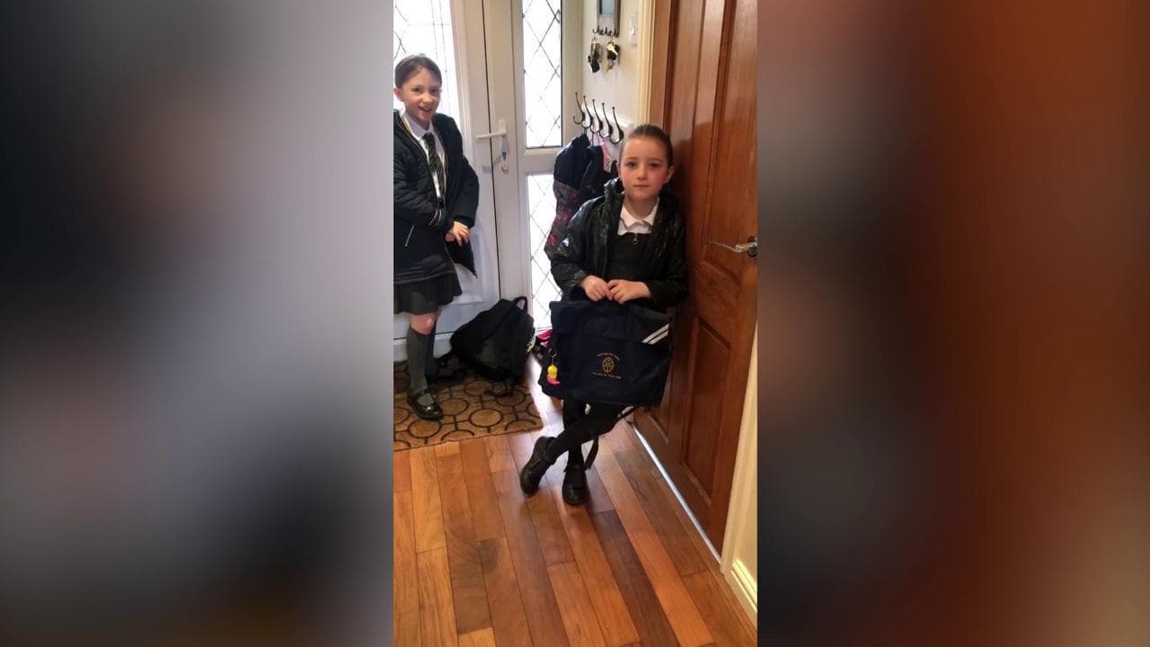 "Il coronavirus è finito, oggi si torna scuola": lo scherzo poco corretto del padre alle figlie