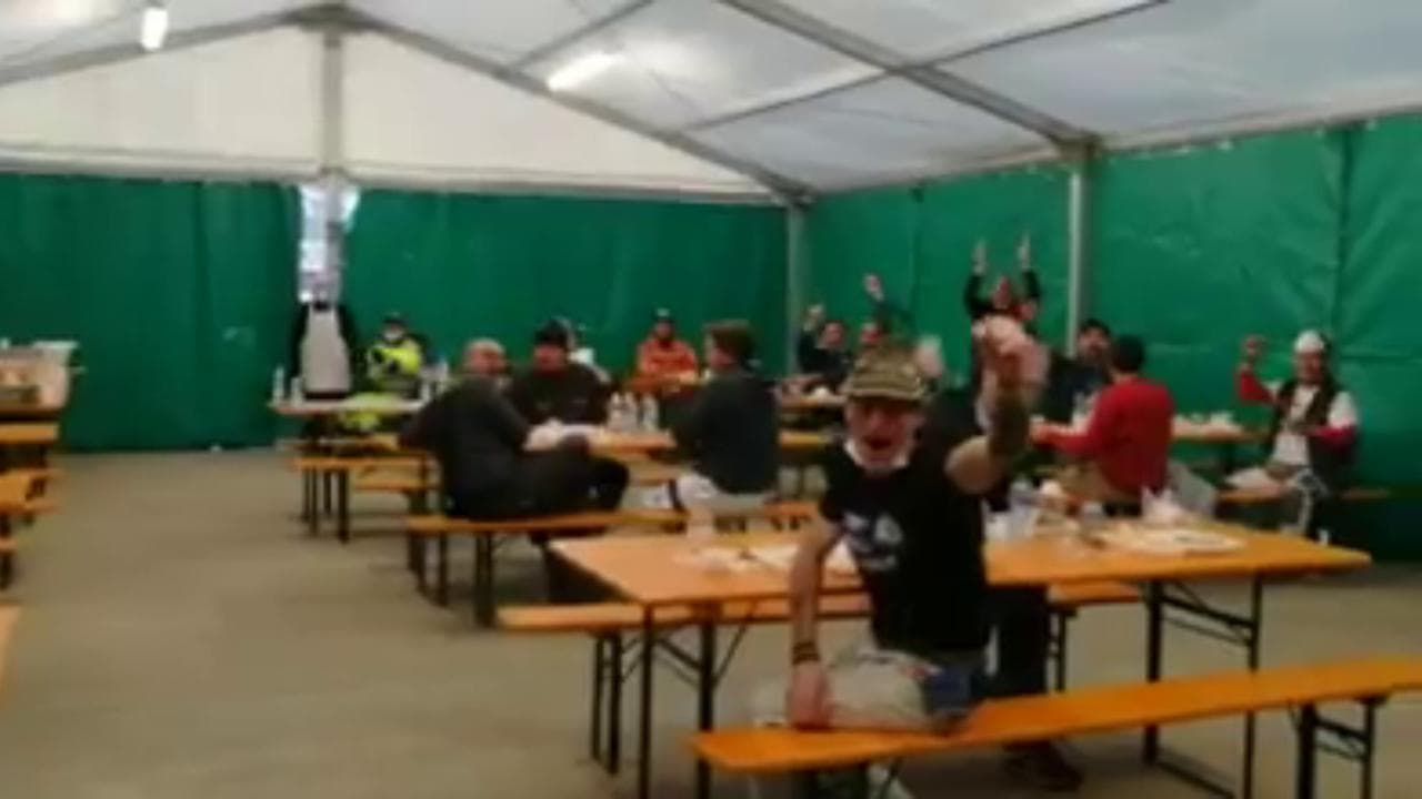 Coronavirus, ospedale da campo in tempi record a Bergamo: la gioia dei volontari