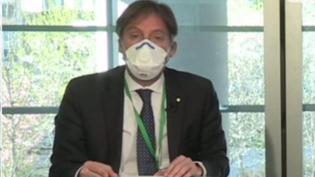 Coronavirus in Lombardia, arriva l'app 'AllertaLom'. Sala: "Serve a tracciare la mappa del rischio di contagio"