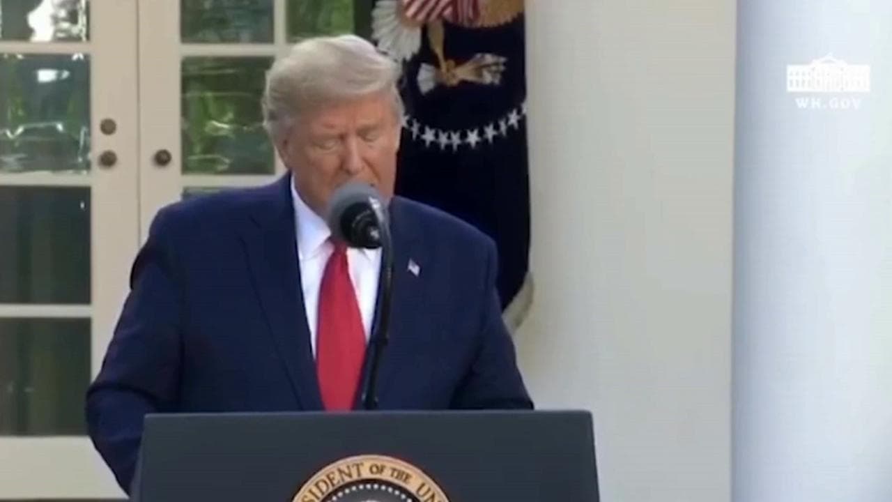 Coronavirus, 100 milioni di dollari all'Italia dagli Usa. Trump: "Giuseppi was very very happy"