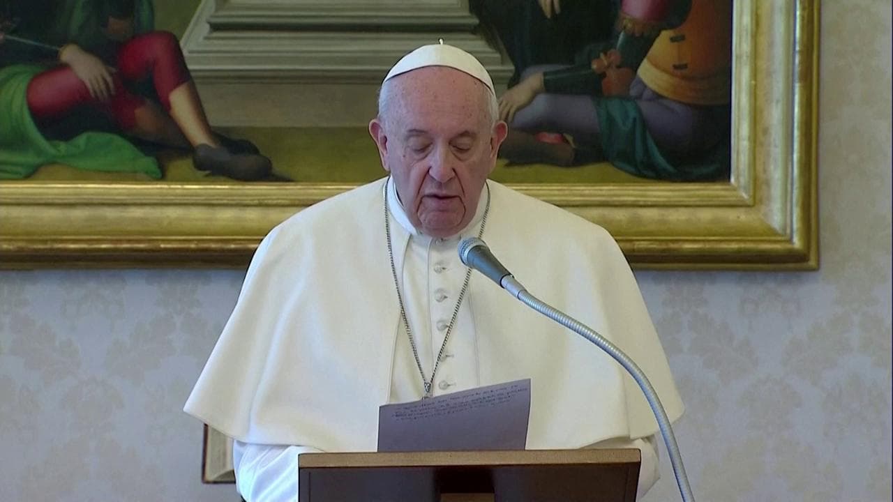 Coronavirus, l'appello di Francesco:" Fermate le guerre, il virus non conosce frontiere"