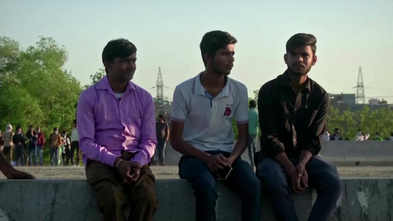 Coronavirus, l'India dichiara il "lockdown": esodo biblico da Nuova Delhi
