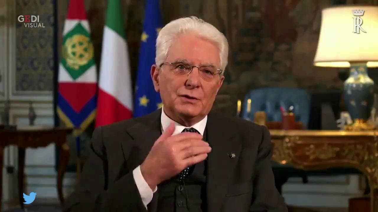 'Grazie Presidente', il fuorionda di Mattarella conquista i social