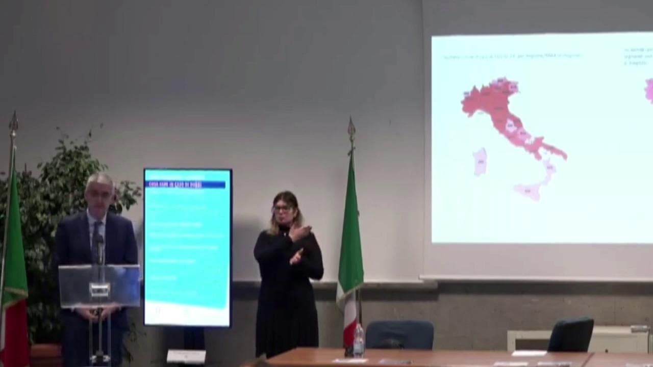 Coronavirus, Brusaferro (Iss): "Curva contagio sembra rallentare ma ancora non raggiunto il picco"