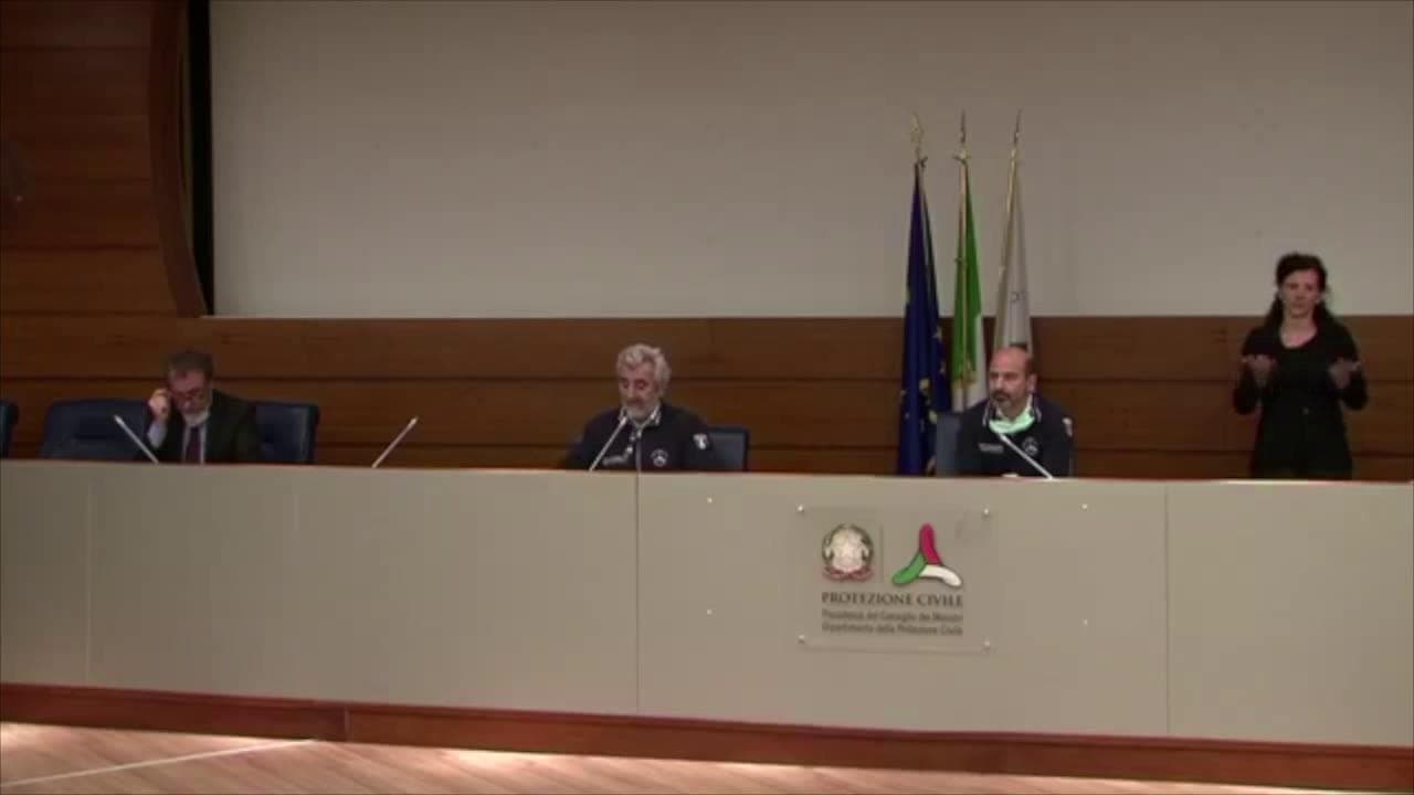 Coronavirus, Protezione Civile: "Cresce numero positivi, importante è il rallentamento della velocità del contagio"
