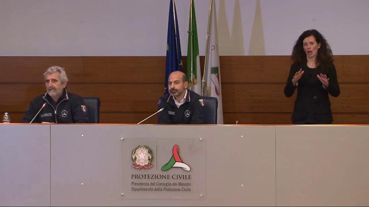 Coronavirus, Miozzo (Protezione civile): "Il trend si stabilizza, ma è fondamentale restare a casa"