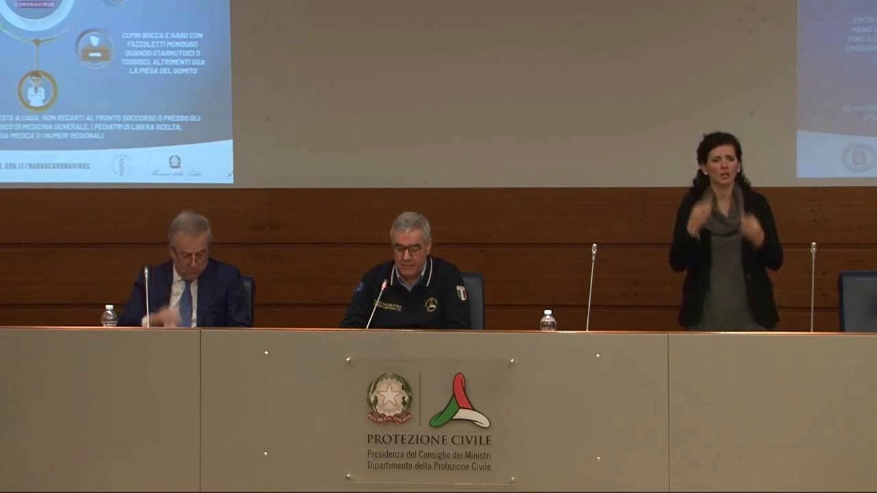 Coronavirus, 12 positivi anche alla Protezione Civile, Borrelli: "Stanno bene e continuano il loro lavoro da casa"