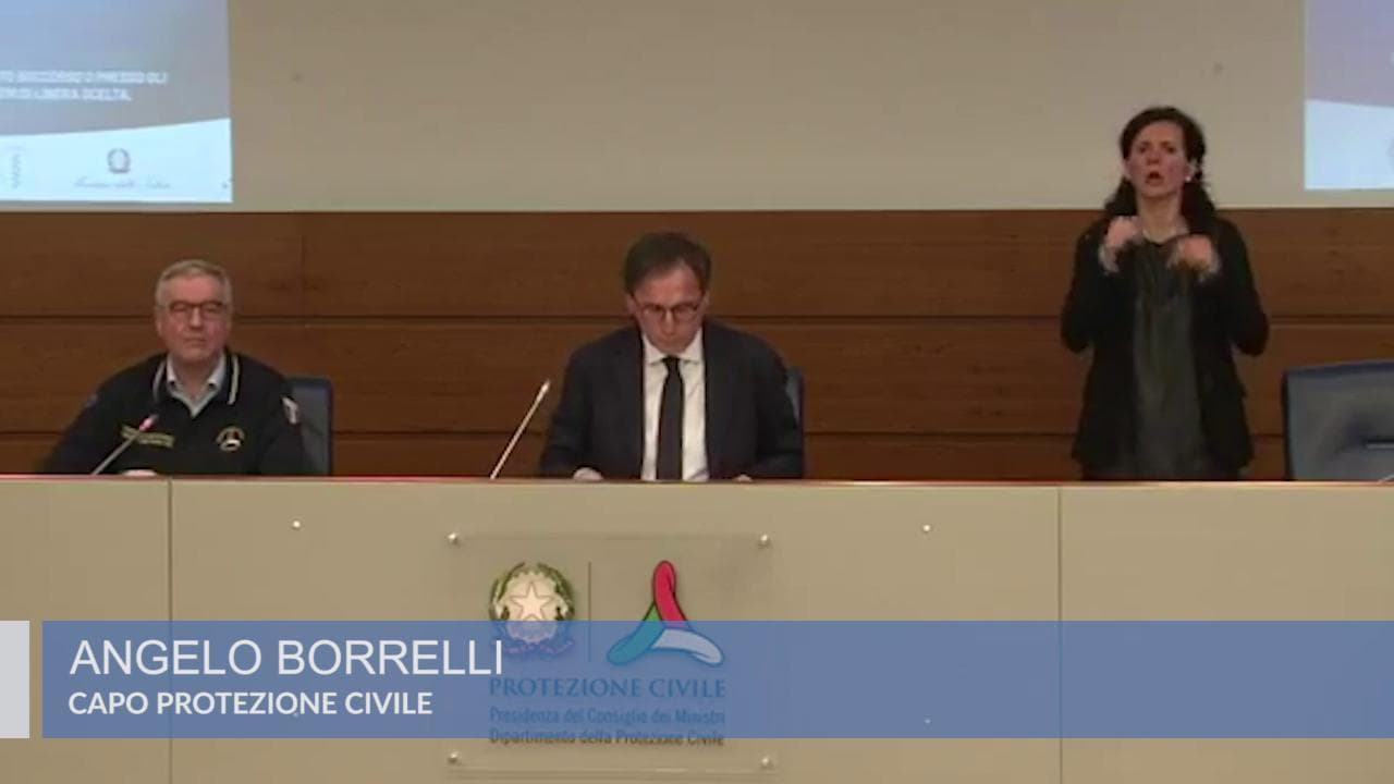 Coronavirus, Borrelli (Protezione Civile): "Ecco come far parte della task force di medici volontari"