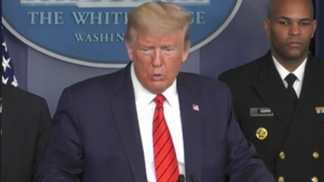 Coronavirus, Trump: "Il mondo sta pagando un costo altissimo per colpa della Cina"