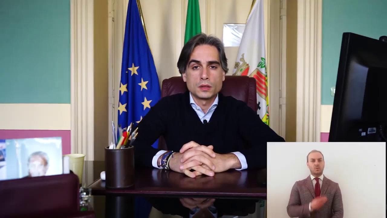 Coronavirus, il sindaco di Reggio Calabria: "Vedo persone uscire senza motivo, chiudo il lungomare"