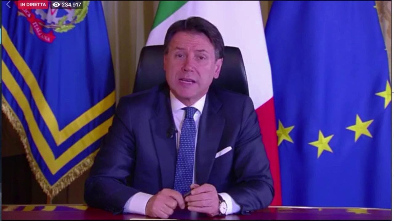 Coronavirus, Conte: "Chiuse le attività commerciali in tutta Italia. Garantiti trasporti e servizi essenziali"