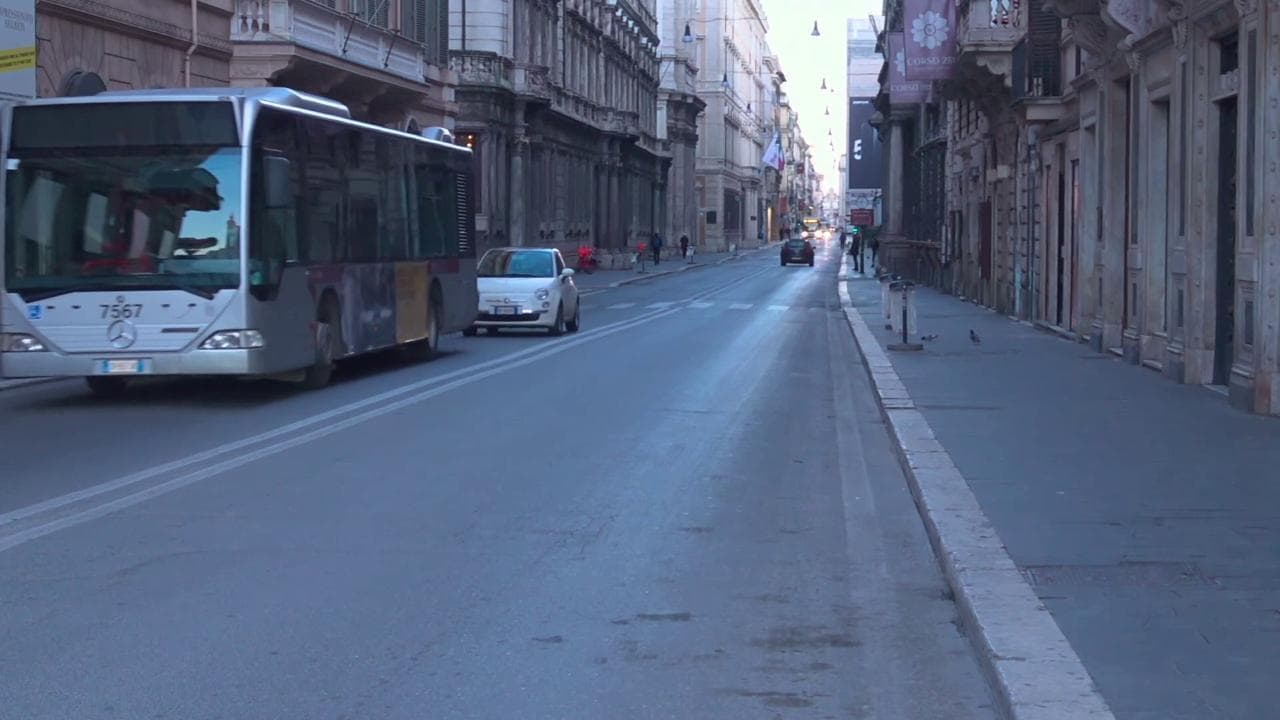 Coronavirus, Roma deserta dopo il decreto restrittivo
