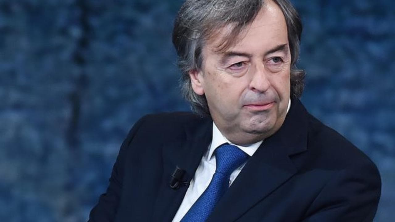 Coronavirus, Burioni: "Chi abita in zone non ancora colpite prenda precauzioni e resti a casa"
