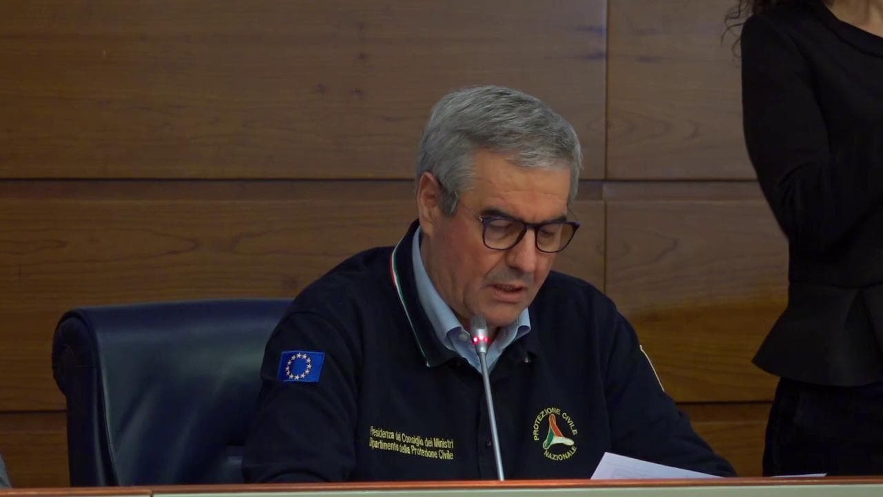 Coronavirus, Borrelli: "In Italia 6387 contagiati, 1326 in più rispetto a ieri. In totale, 622 i guariti e 366 i morti"