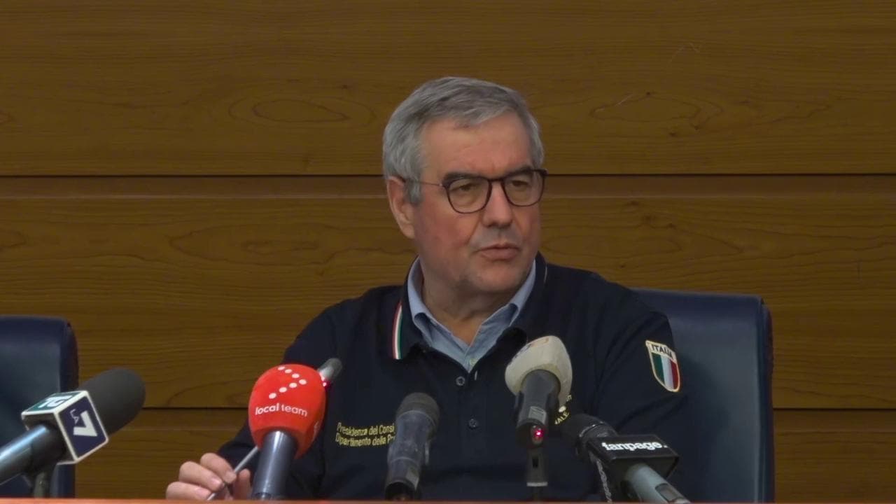 Coronavirus, l'appello di Borrelli (Protezione civile): "Vinciamo questa battaglia se cambiamo modo di vivere"