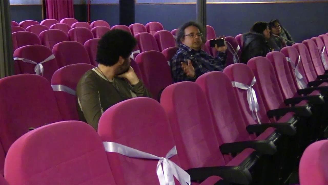 Coronavirus, i romani non rinunciano al cinema: ma in sala si mantiene la distanza di sicurezza
