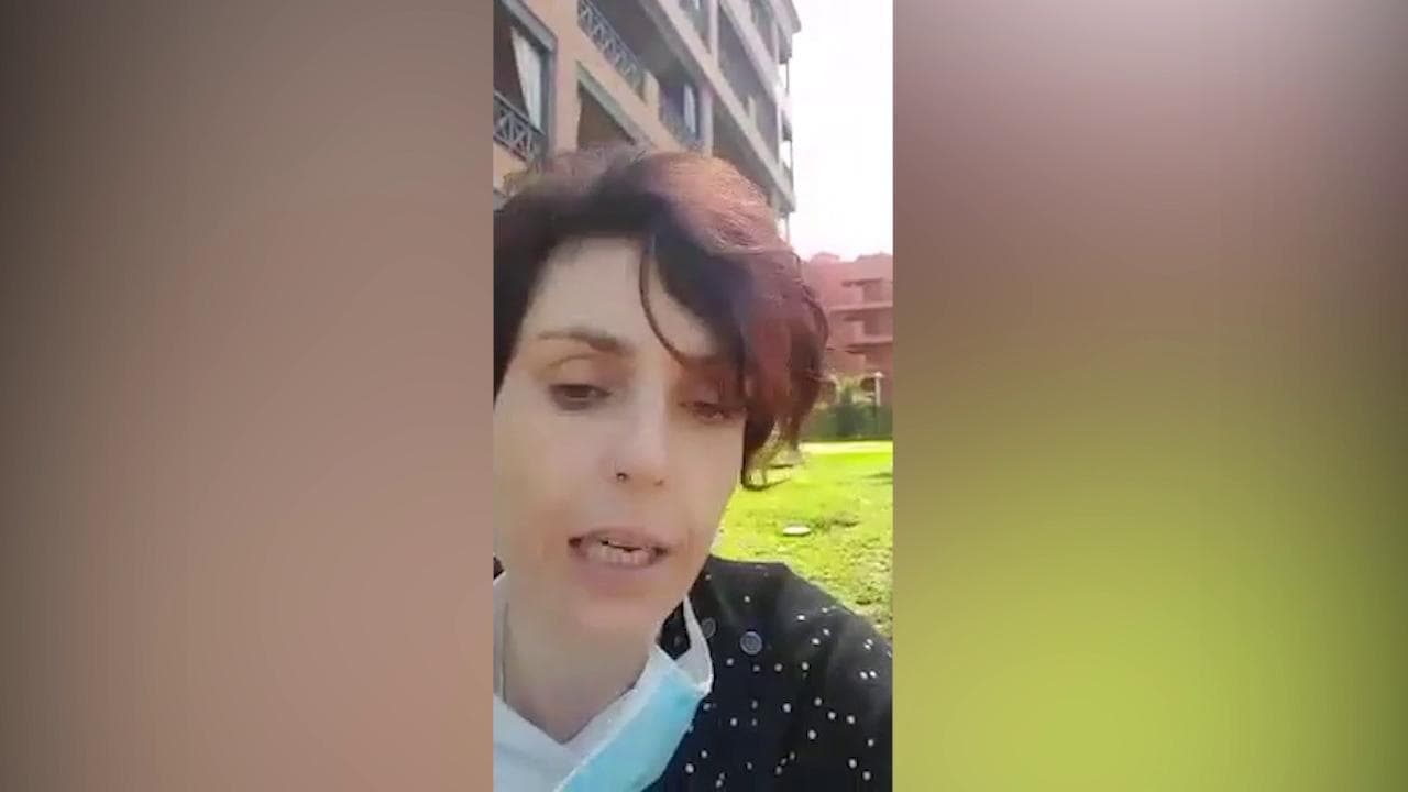 Coronavirus, un'italiana a Tenerife: "Non ci fanno uscire dall'albergo, le mie bambine hanno incubi"