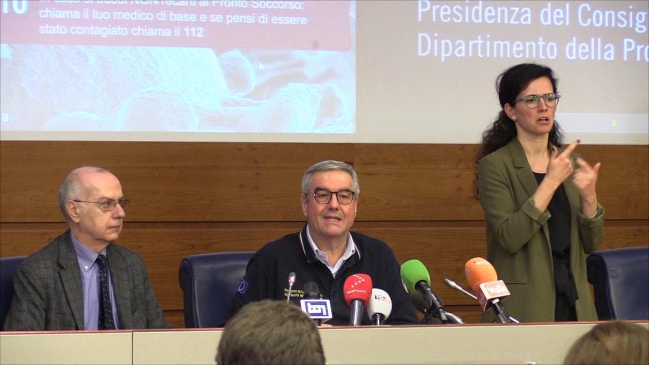 Coronavirus, Borrelli: "Acquisti mascherine per ospedali sarà centralizzato"
