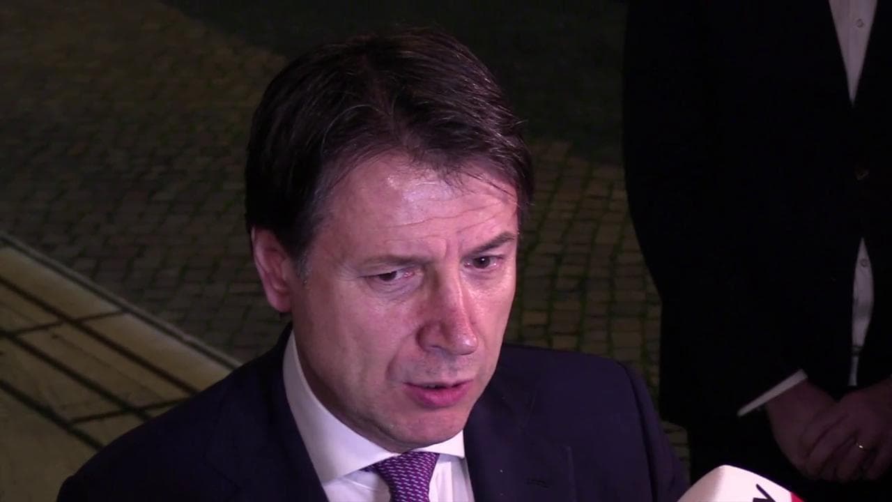 Coronavirus, Conte a Salvini: "Dovrebbe pagare per sue sciocchezze. Basta speculare"