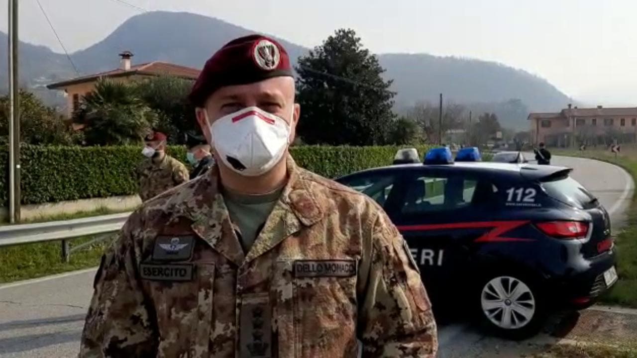 Coronavirus, al posto di blocco di Vò: i ciclisti non sanno dell'emergenza