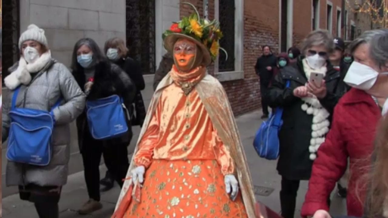 Coronavirus, maschere e mascherine: stop al Carnevale di Venezia