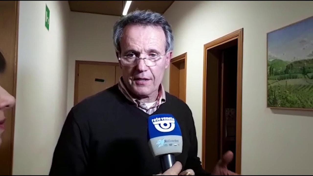 Coronavirus, il sindaco di Vo' Euganeo (Padova): "Attività commerciali chiuse e aree attrezzate per i test"