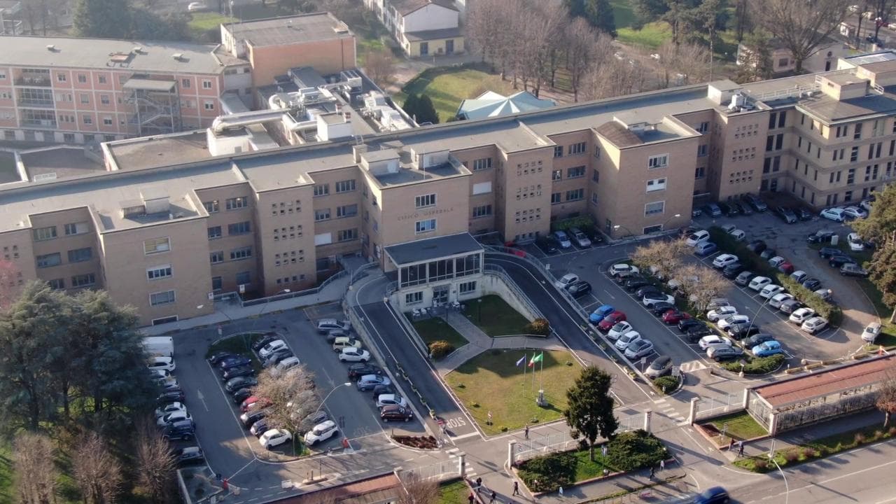 Coronavirus, primo contagio in Italia: l'ospedale di Codogno visto dal drone