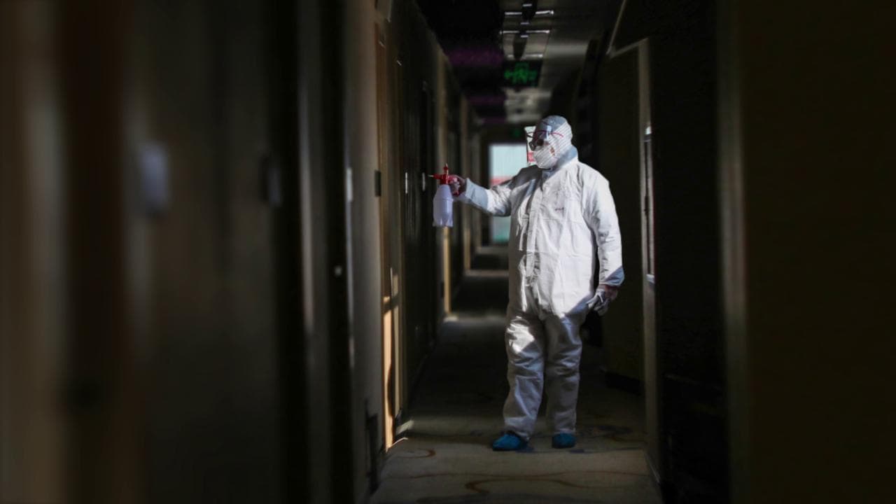 Wuhan, un mese da città fantasma: le voci di chi ha affrontato il coronavirus