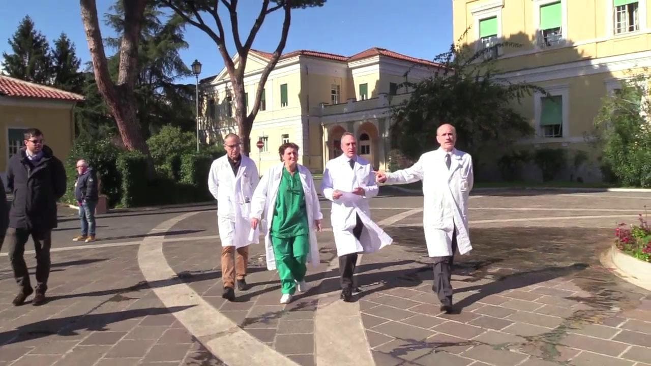 Coronavirus, Spallanzani: "Condizioni stazionarie per coniugi cinesi. Test su 4 pazienti sintomatici"