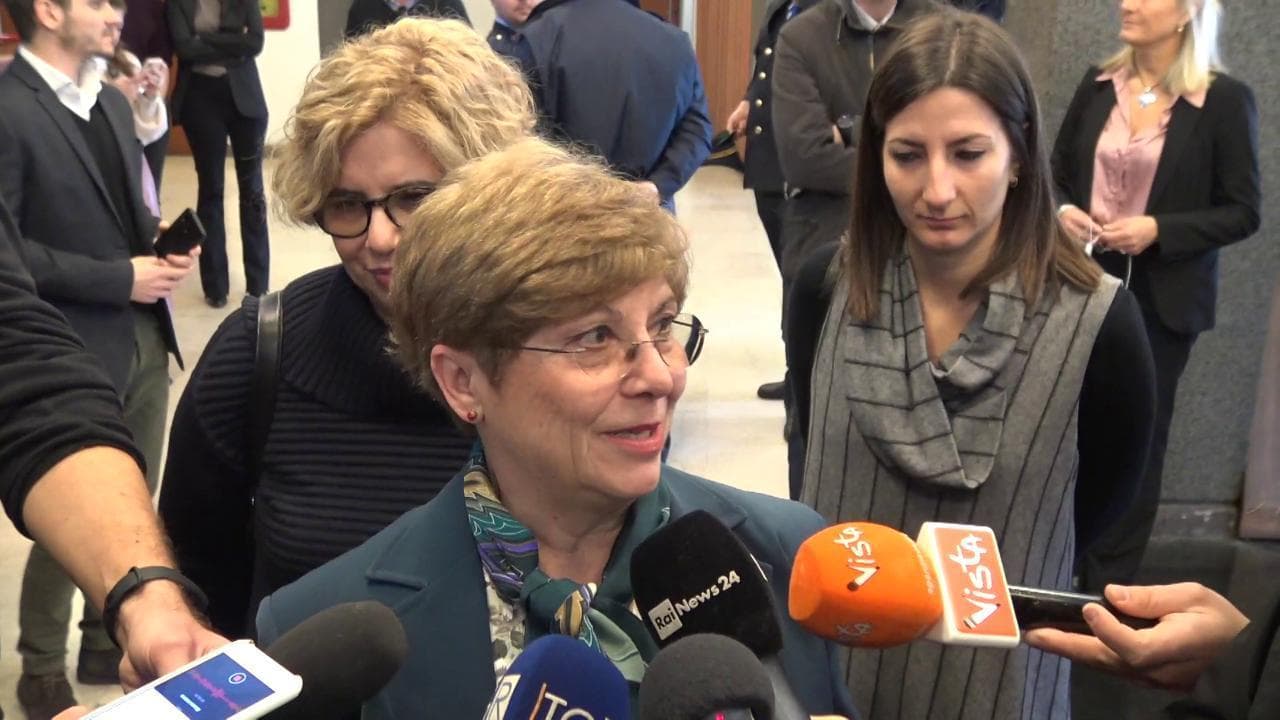 Coronavirus, la ricercatrice Capobianchi: "Isolamento virus passo cruciale. Vaccino? Difficile stimare tempi"