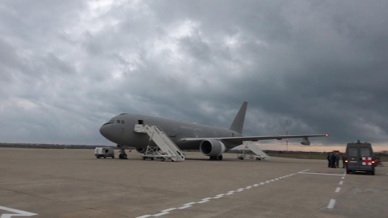 Coronavirus, lunedì il rientro degli italiani da Whuan: ecco l'aereo e le sale di screening sanitario