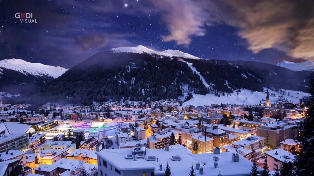 Coronavirus, come si festeggeranno Natale e Capodanno in Europa: permessi e divieti nei Paesi Ue
