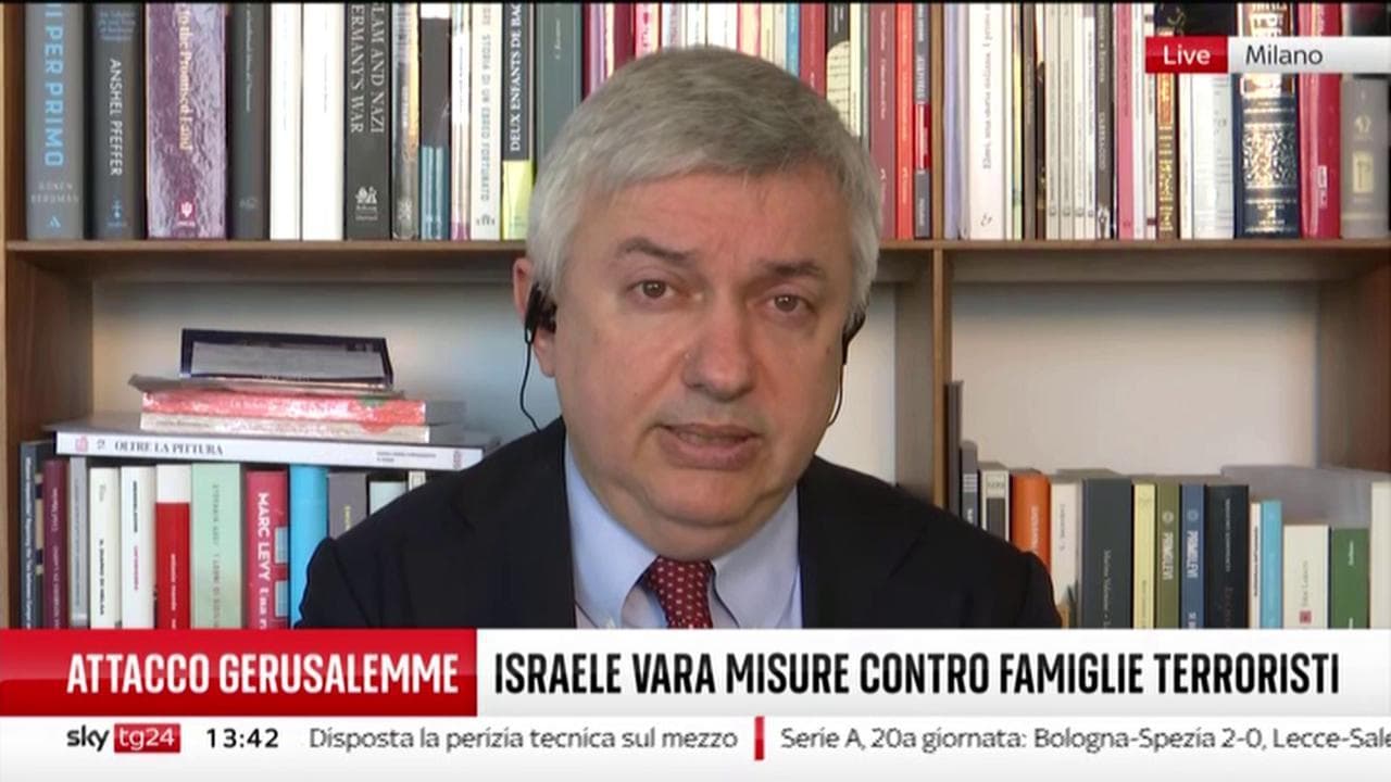 Molinari: "L'attacco misterioso questa notte con i droni contro una importante base militare in Iran alza il velo su una guerra segreta in corso in Medio Oriente"