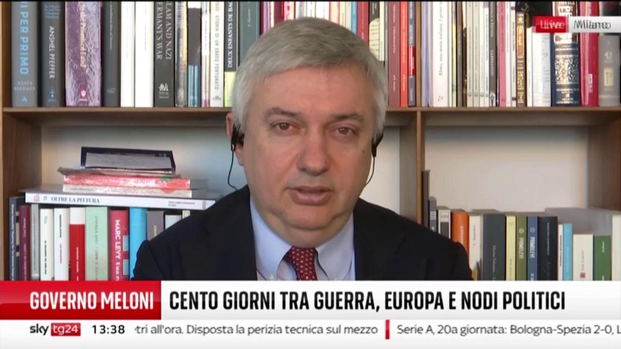 I primi giorni della Meloni segnati da molte marce indietro che la indeboliscono