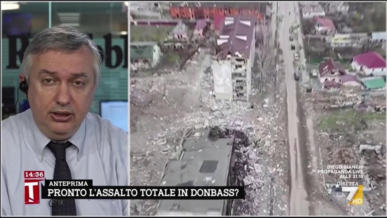 Molinari: "La Russia ammassa uomini, l'Ucraina armi"
