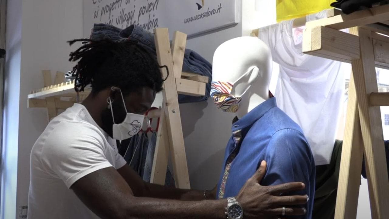 Da migranti a modelli: una nuova vita in sartoria