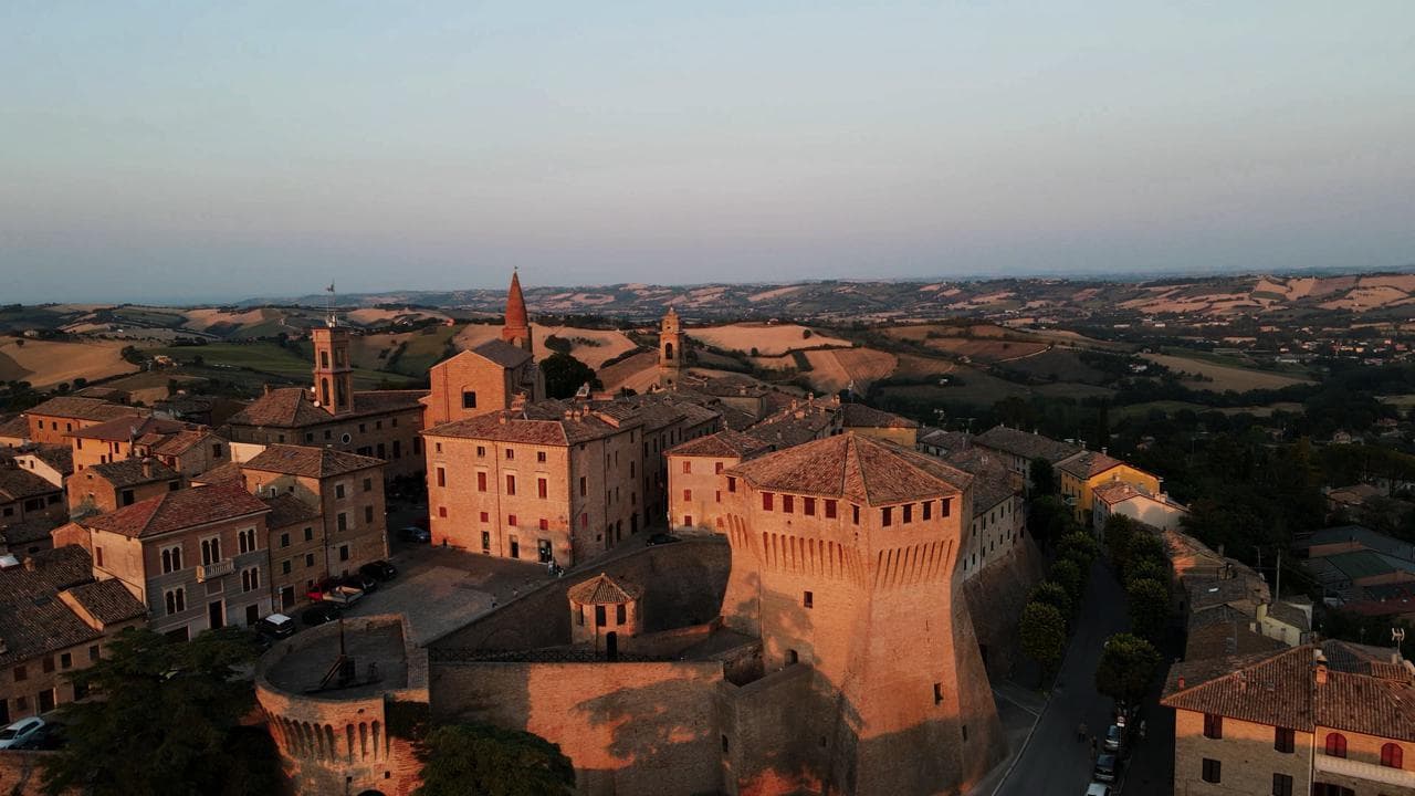 La storia delle Marche sul sentiero delle rocche