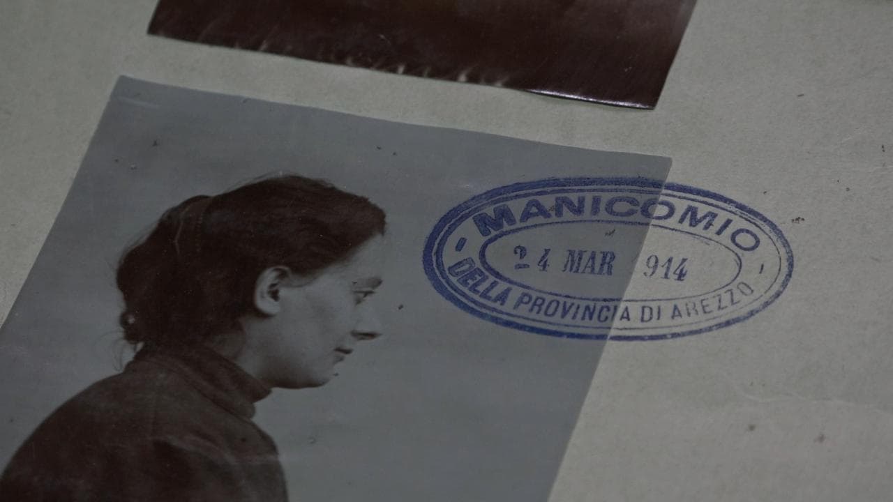 Il manicomio raccontato dalle voci dei matti