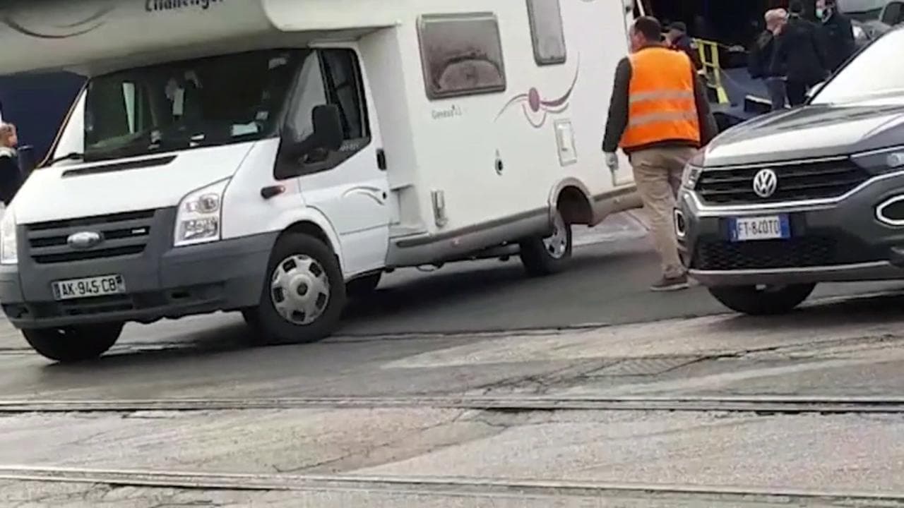 Coronavirus, 166 camperisti arrivati ad Ancona dalla Grecia