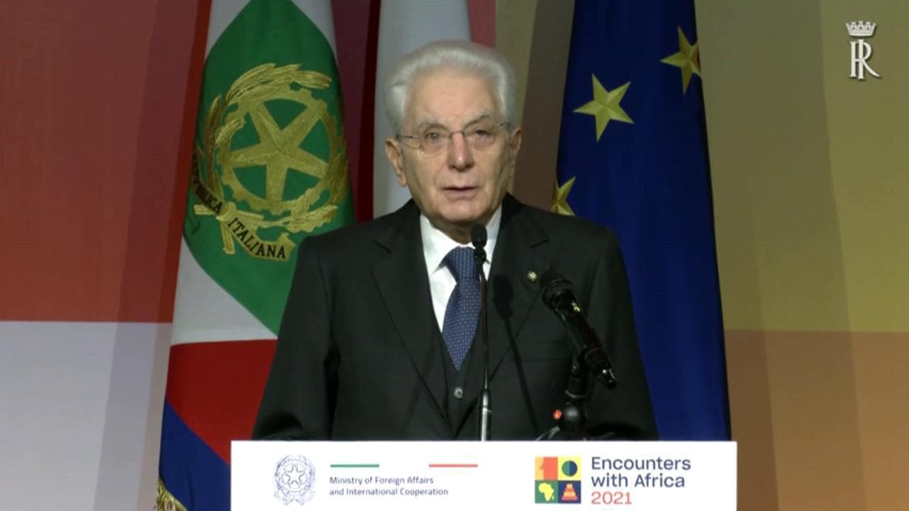 Vaccini anti-Covid 19, Mattarella: "Serve subito un'equa distribuzione"