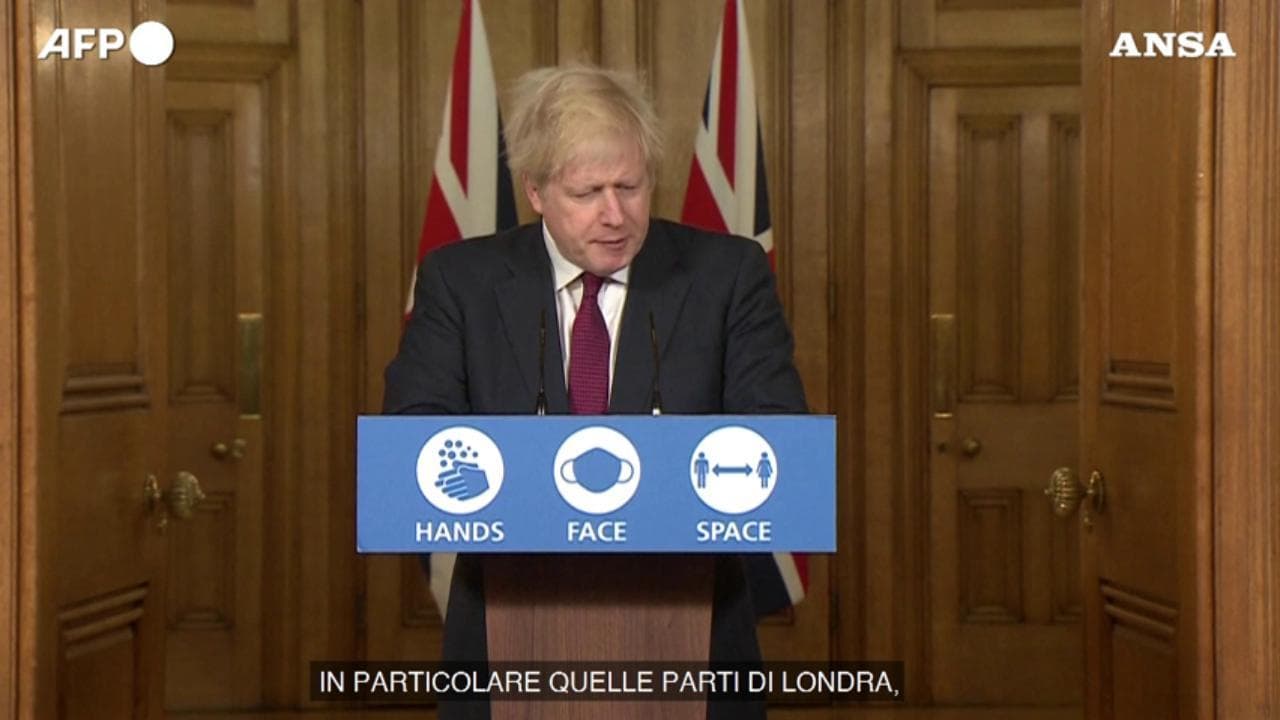 Coronavirus, nuove restrizioni in Gran Bretagna: l'annuncio del premier Johnson