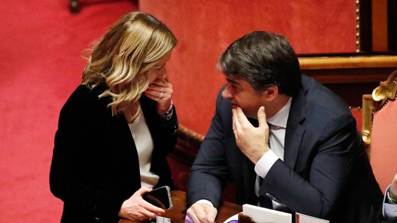 Il Presidente del Consiglio Giorgia Meloni con il ministro per gli affari europei Raffaele Fitto durante le Comunicazioni del Presidente del Consiglio in vista del Consiglio Europeo del 21 e 22 marzo 2024, nellâ€™Aula Senato. Roma (Italia), 19 marzo 2024
