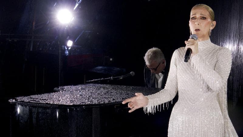 Céline e il suo inno alla vita, l’amore per la musica è più forte della malattia