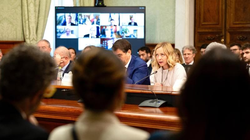 “Dal governo di estrema destra attacchi senza precedenti”: il report europeo sulla libertà di stampa boccia ancora l’Italia