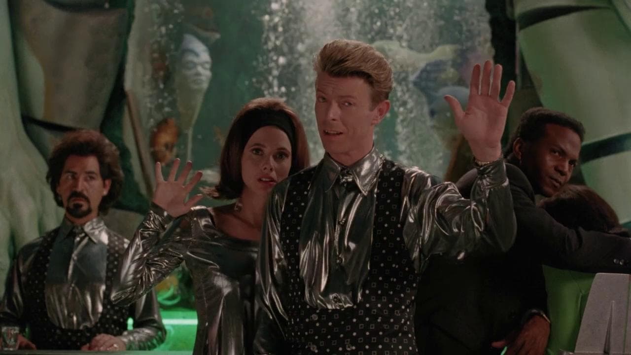 David Bowie e Rosanna Arquette nella commedia 'The Linguini incident' - trailer