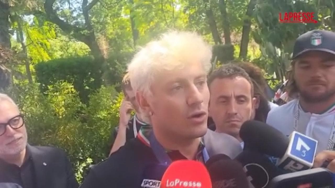 Martinenghi, oro olimpico nei 100 rana: "Non ho fatto la gara perfetta, ho fatto la gara della vita"