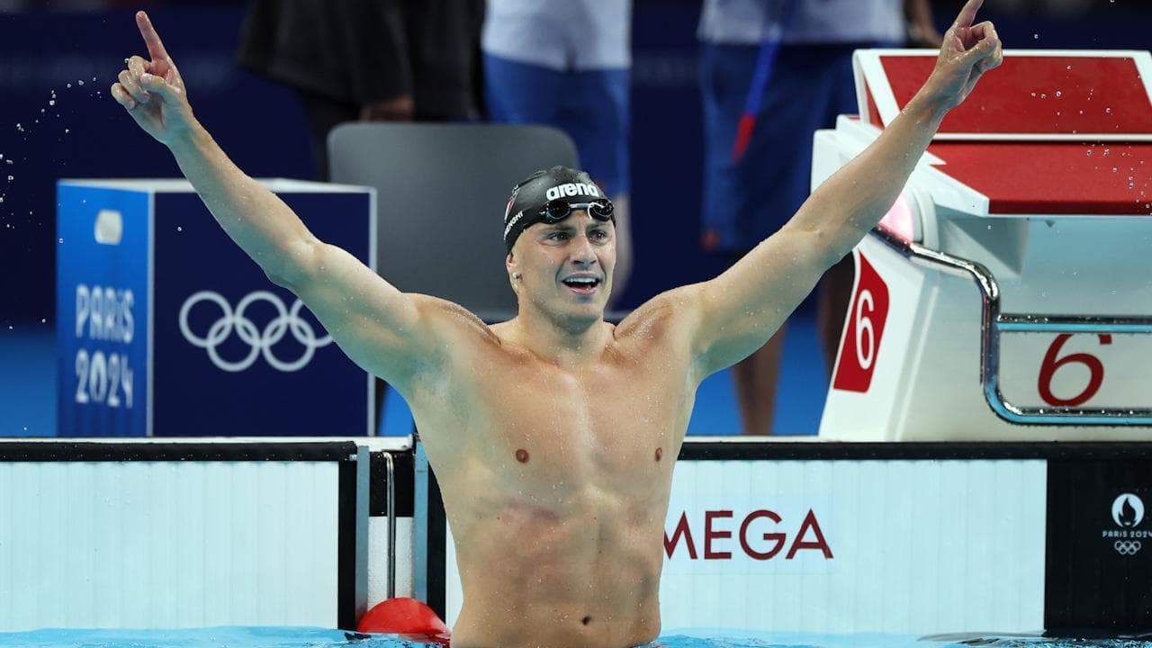 Parigi 2024: secondo per secondo la splendida gara di Martinenghi per l'oro nei 100 rana