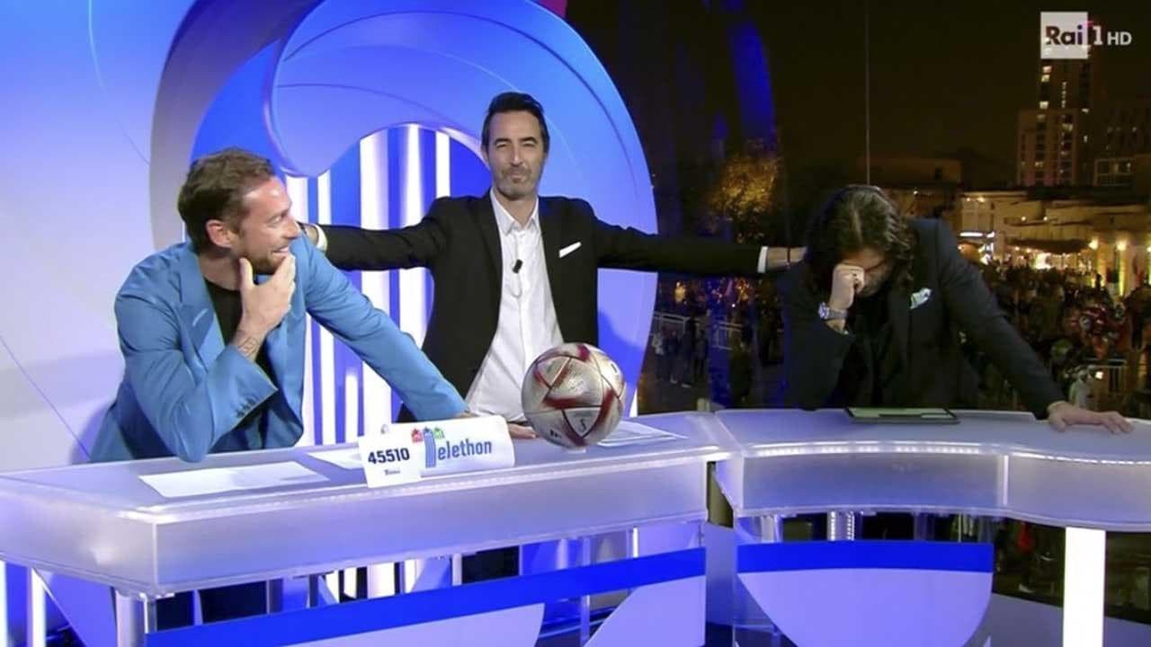 Adani piange in diretta: "Nell'86 gli argentini erano morti ma avevano Maradona. Ora hanno Messi"